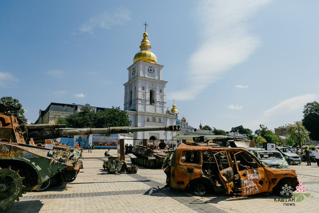 Михайлівська площа