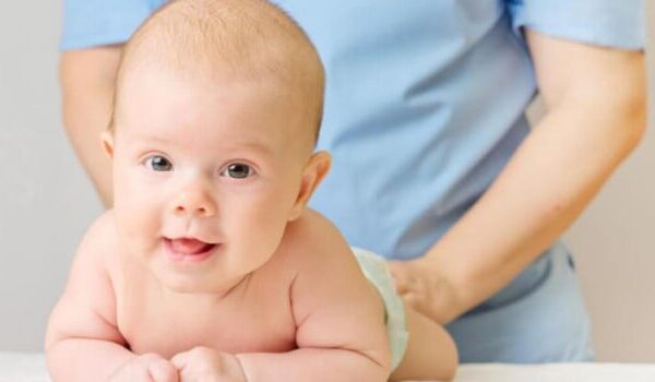 Как массаж помогает детям сохранить здоровую осанку