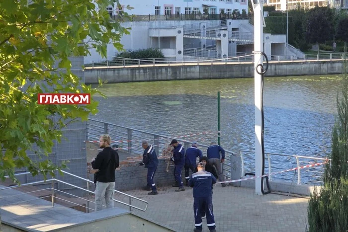 Демонтаж паркану біля житлового комплексу River Stone: що означає рішення суду та що кажуть мешканці