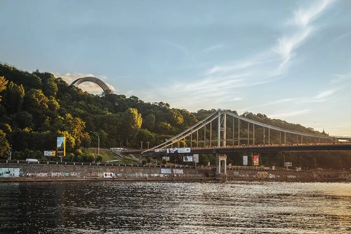 Парковий міст ремонтують: як зміниться пішохідний рух на Трухановому острові?