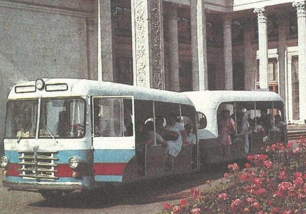 Экскурсия-путешествие на ВДНГ - фото