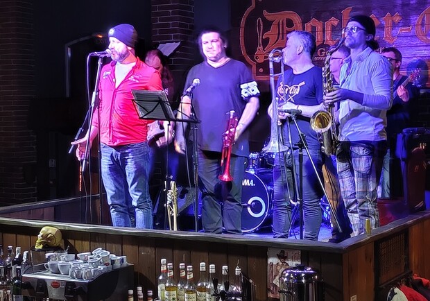 Группа Vася Club - фото