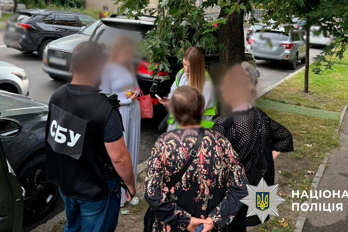 У Києві затримали 27-річного директора компанії, який «заарештував» ухильників податків на 800 000 гривень