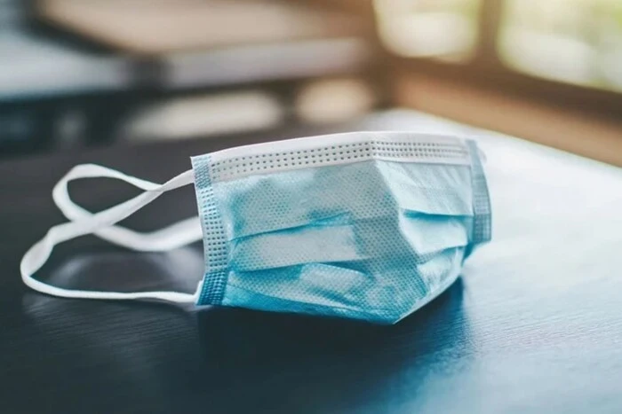 У Києві зростає кількість тяжкохворих пацієнтів з Covid-19: влада закликає людей носити маски