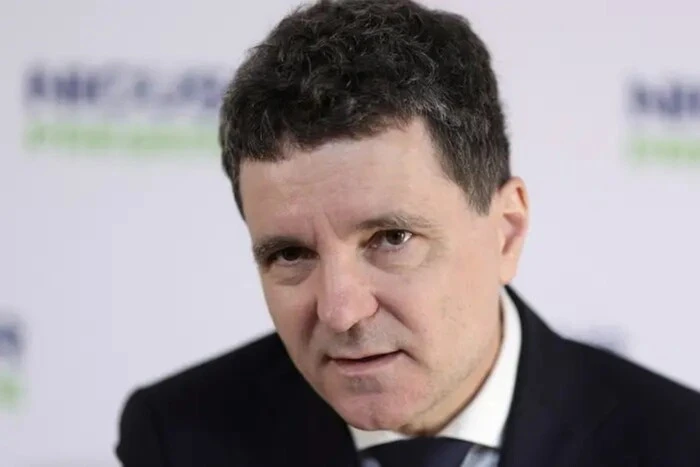 Президент Румунії анонсував свій візит до України