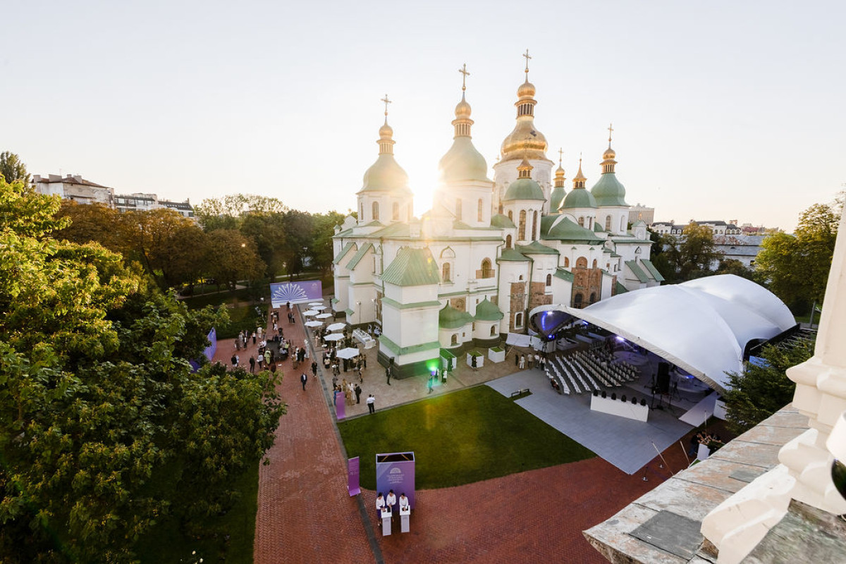 Як минув п’ятий Саміт перших леді та джентльменів14