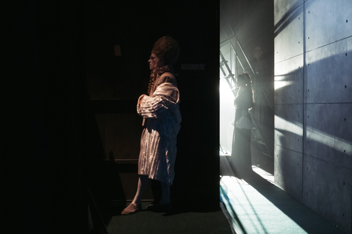 У Києві відкрилася персональна фотовиставка «Майстерня ремонту квітів» Андрія Касянчука3