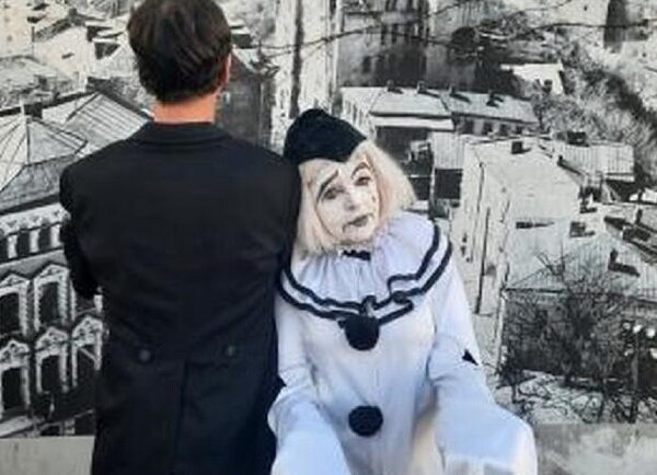 Андріївський узвіз. Ліхтар. П’єро — Театри Києва Vgorode.ua