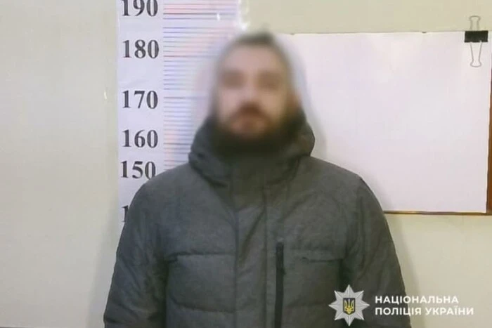 У Києві пасажир з ножем напав на водія трамвая: зловмиснику оголошено підозру