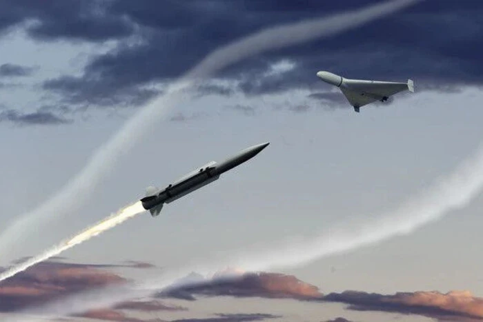 У Києві через обстріл РФ загинула людина, ще четверо – отримали поранення