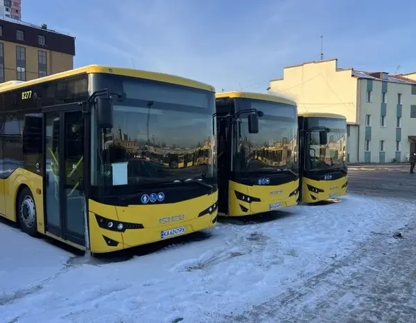 Київ покращує сполучення: 20 нових автобусів курсуватимуть містом