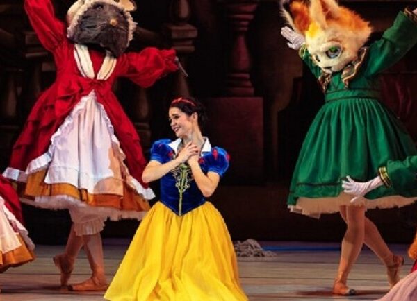 Оперетта раскрывает тайны. Экскурсия – Театры Киева Вгороде.ua