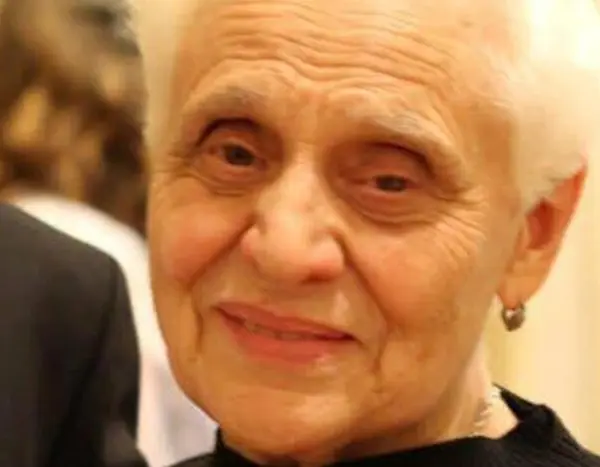 Відомій українській вокалістці, що прожила 101 рік, не стало.