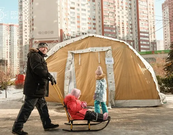 Чому в окремих київських будівлях не відновлюють теплопостачання: роз’яснення мерії