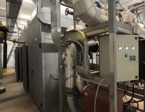 В столиці енергетична криза. Київ отримує підтримку від найбільш вражених війною Херсону, Кривого Рогу та Запоріжжя