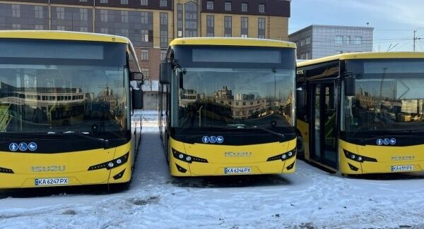Київ розширює транспортне сполучення: плюс 20 нових автобусів на лініях.