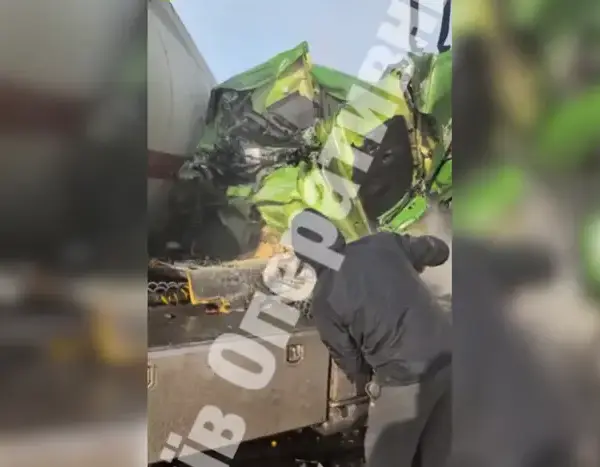 Жахлива аварія на Броварській окружній: у ДТП обірвалося життя шофера фури