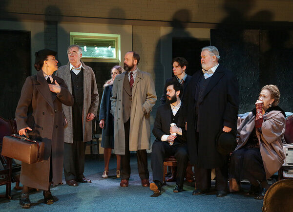 Свої – Театри Київ Vgorode.ua