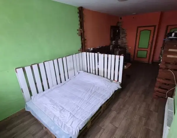 Бюджетна оренда в Києві. Як виглядає квартира-студія за 5,5 тисяч гривень (знімки)