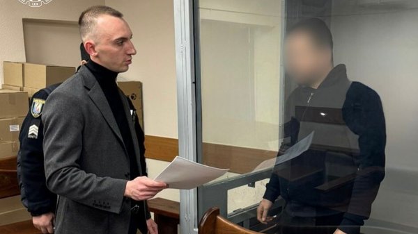 Збував фіктивні генератори в мережі: жителя Київської області підозрюють у злочинних діях.