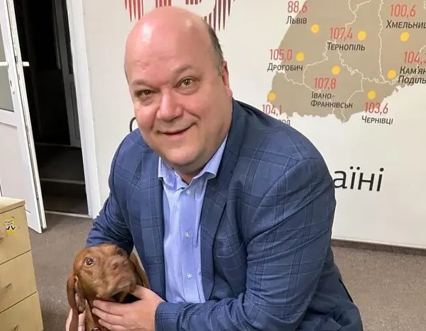 Брутальна лексика шириться: колишній посол Чалий поділився досвідом життя в умовах відключень світла.