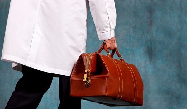 Вызов нарколога на дом: экстренная помощь при зависимости