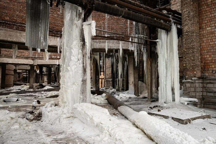 Свіжі знімки: наслідки російської атаки на Дарницьку ТЕЦ