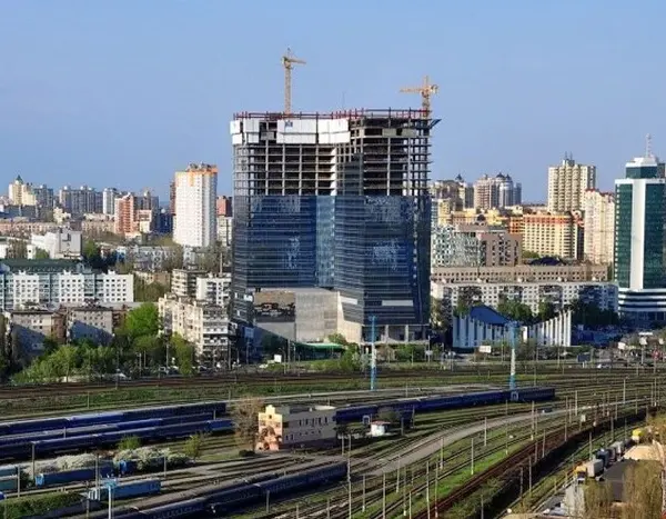 Київські недобудовані Sky Towers знову на аукціоні: у чому їхня унікальність