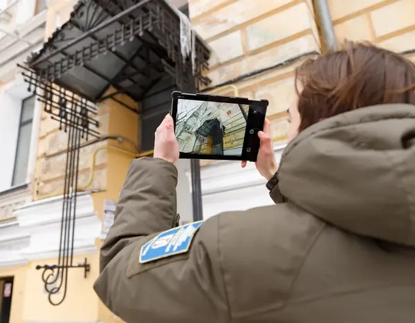 Потепління в Києві: місто контролює прибирання покрівель і карає недбалих.