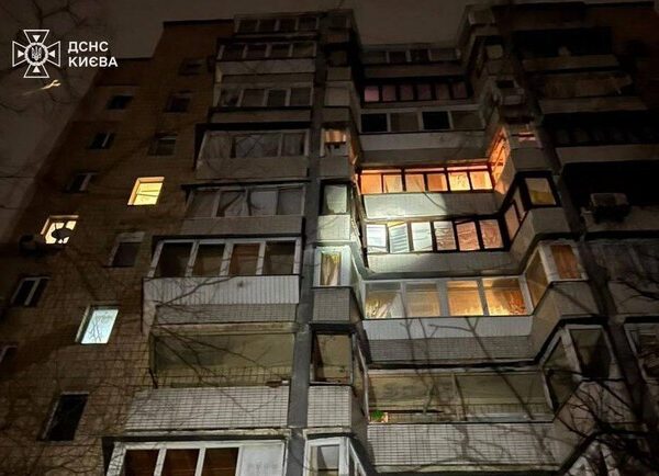 Киев: свыше 100 тысяч домохозяйств обесточены после мощного удара.