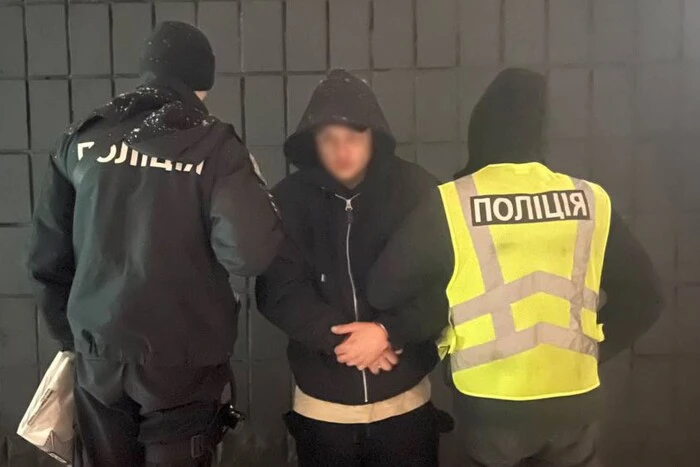 У Солом’янці схопили підозрюваного в численних автопідпалах (фото)