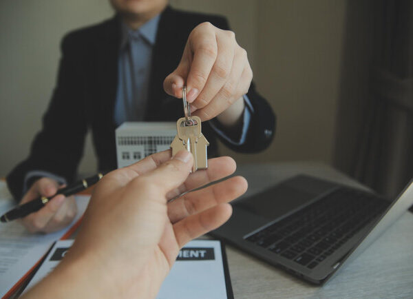 Украина: Возможно ли заселение ВПЛ в пустующее жилье без разрешения владельца? – Закон и Киев – Vgorode.ua