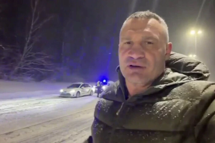 Снігова негода в Києві. Мер Кличко інспектує роботу комунальників.