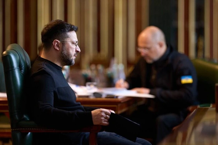 Зеленський заявив про розширення штату енергетичних ремонтних команд у…