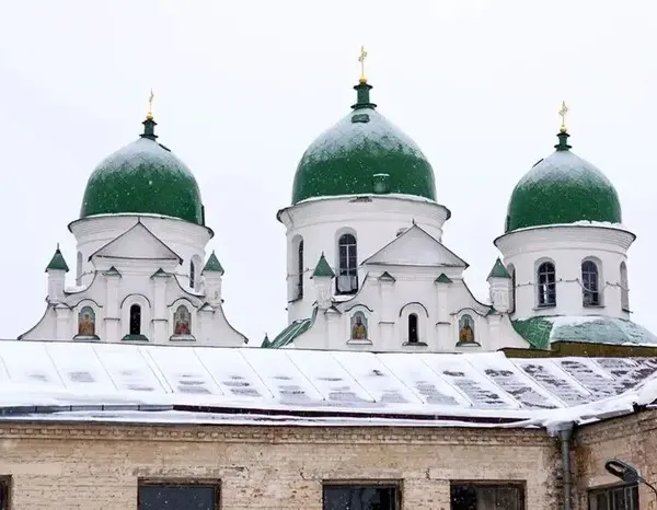 Відновлення Флорівського монастиря: ексчиновнику КМДА висунуто обвинувачення