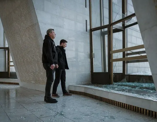 Безсердечний акт вандалізму: у Києві пошкоджено музейний простір «Батьківщина-мати»