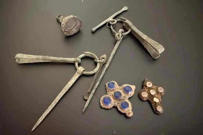 Митники завадили вивезенню з України 39 археологічних пам’яток 8-20 століть (фото)