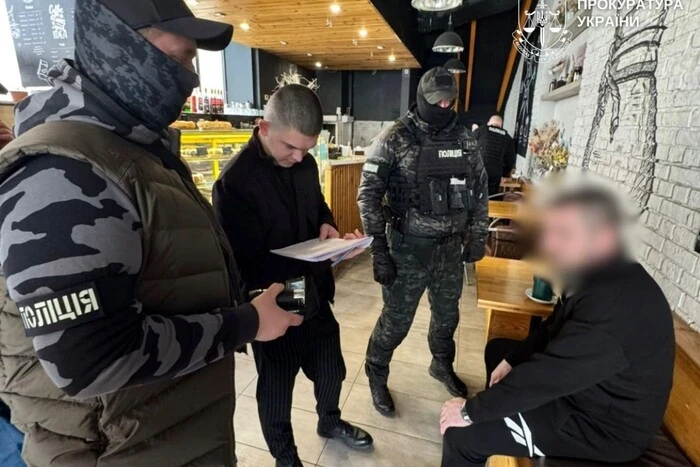 Збут “інвалідності” за 9 тис. доларів на OLX: у Києві арештовано шахрая…