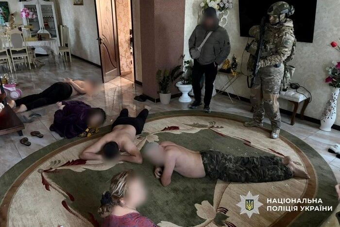 Знешкоджено угруповання “екстрасенсів”, що виманили в сімей військовослужбовців понад мільйон гривень.