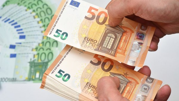 За гроші обіцяв посади в НКВС та прокуратурі Києва: пенсіонер постане перед&hellip;