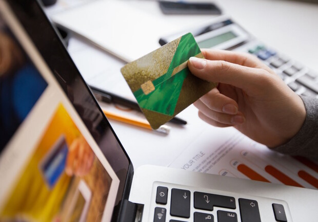 Перевірка карткових транзакцій у 2026: який ліміт блокування рахунку для українців – Київ Vgorode.ua