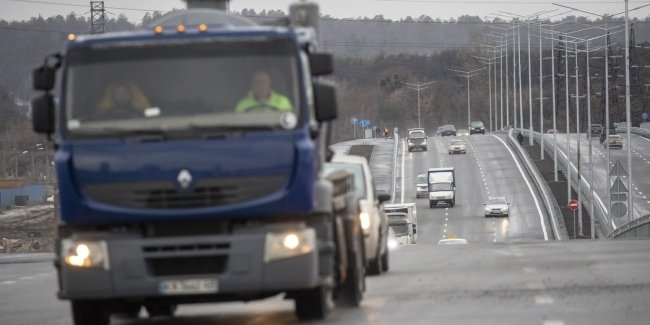 З 5 по 8 березня у Києві обмежать проїзд на деяких мостах&hellip;