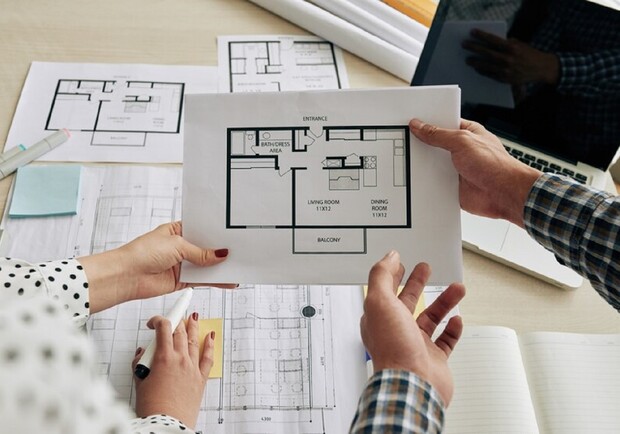 Квартирная переделка в 2026: что разрешено делать без документов и за какие…