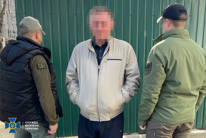 5 тисяч доларів за відтермінування: в Києві СБУ розкрила оборудку з бронювання…