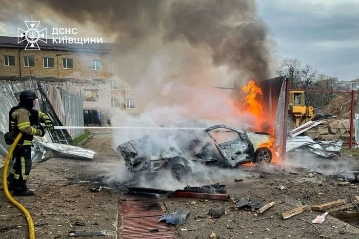 Київська область під вогнем 3 квітня: жертва, травмовані, руйнування багатоповерхівок