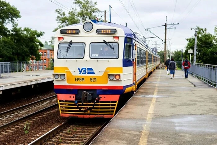 Київська електричка: деякі рейси не курсуватимуть до 28 квітня.