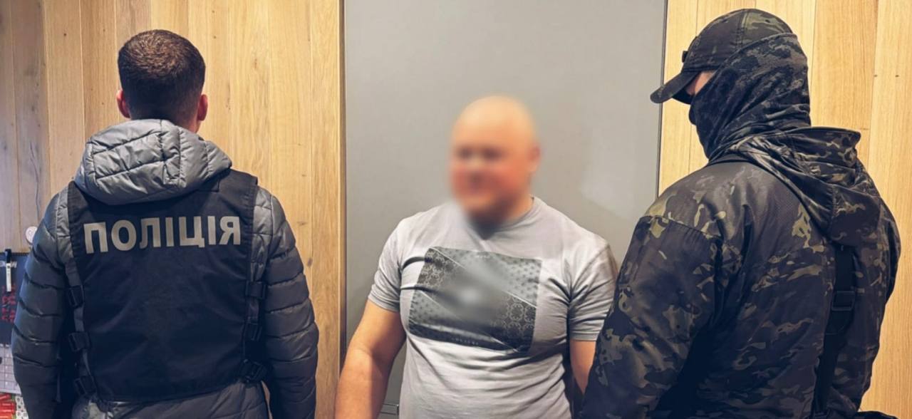 Вимагали неіснуючі борги і підпалювали майно: на Київщині викрили групу, яка тиснула на підприємців