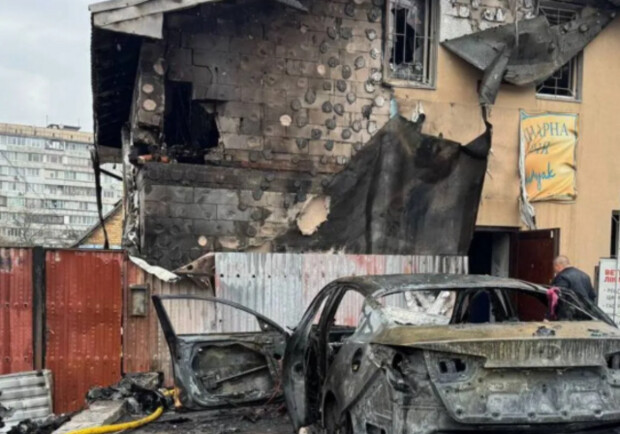 Чабаны: ветеринарная клиника уничтожена дроном, все питомцы погибли – Киев Vgorode.ua