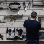 Закон вгодить не всім. Збройний обіг після київської трагедії: шляхи&hellip;