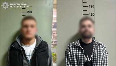 Псевдопрацівники СБУ ошукали колишнього посадовця на майже 7 млн грн: у Києві затримали двох підозрюваних